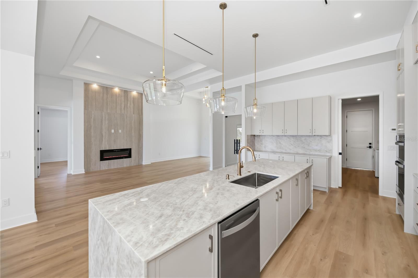 16692 LIGGETT CIR, PORT CHARLOTTE, FL, 33981