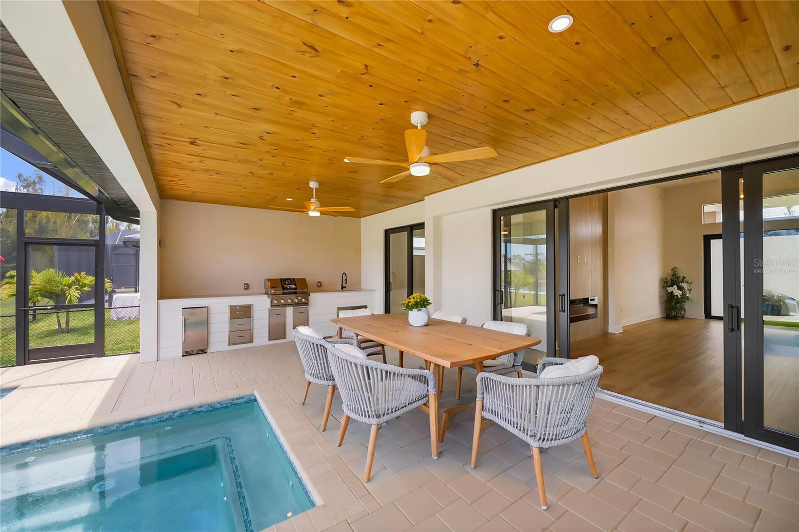 16692 LIGGETT CIR, PORT CHARLOTTE, FL, 33981