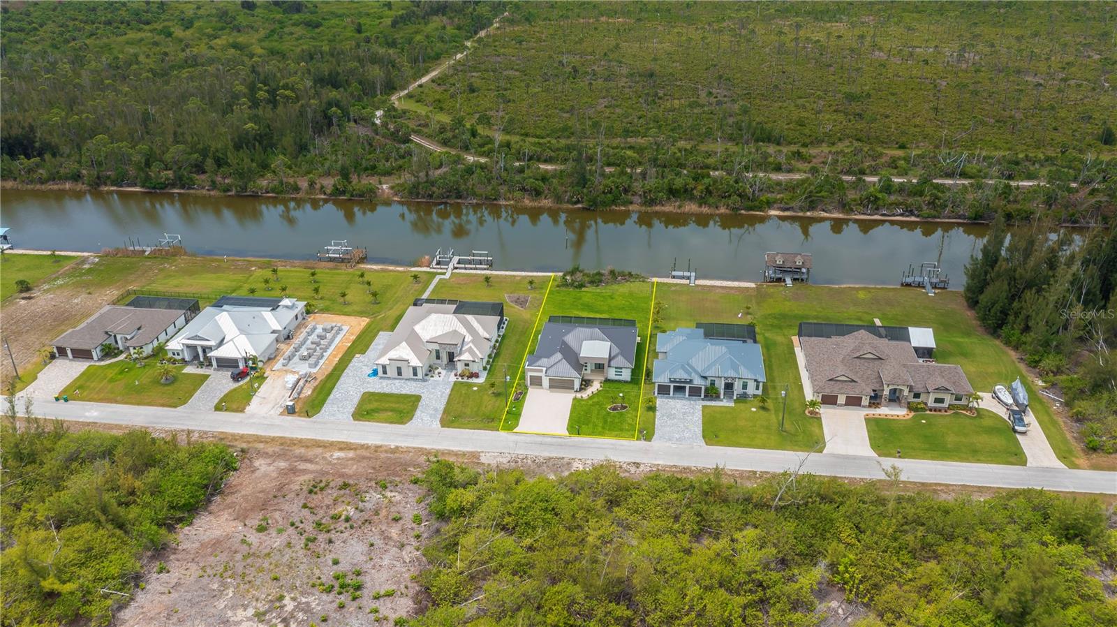 16692 LIGGETT CIR, PORT CHARLOTTE, FL, 33981