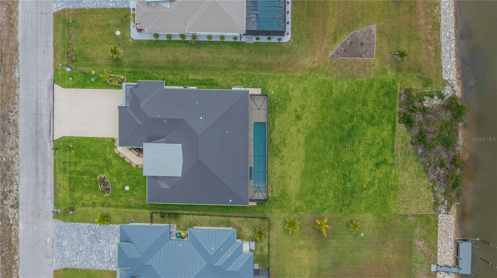 16692 LIGGETT CIR, PORT CHARLOTTE, FL, 33981