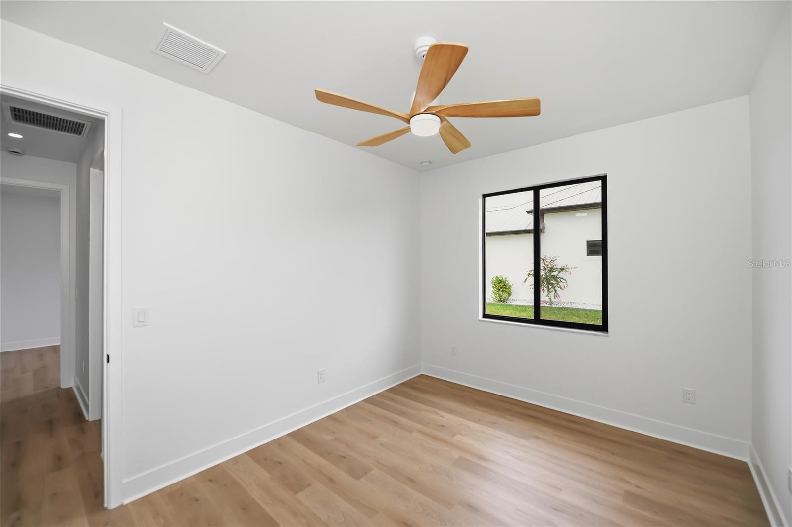 16692 LIGGETT CIR, PORT CHARLOTTE, FL, 33981