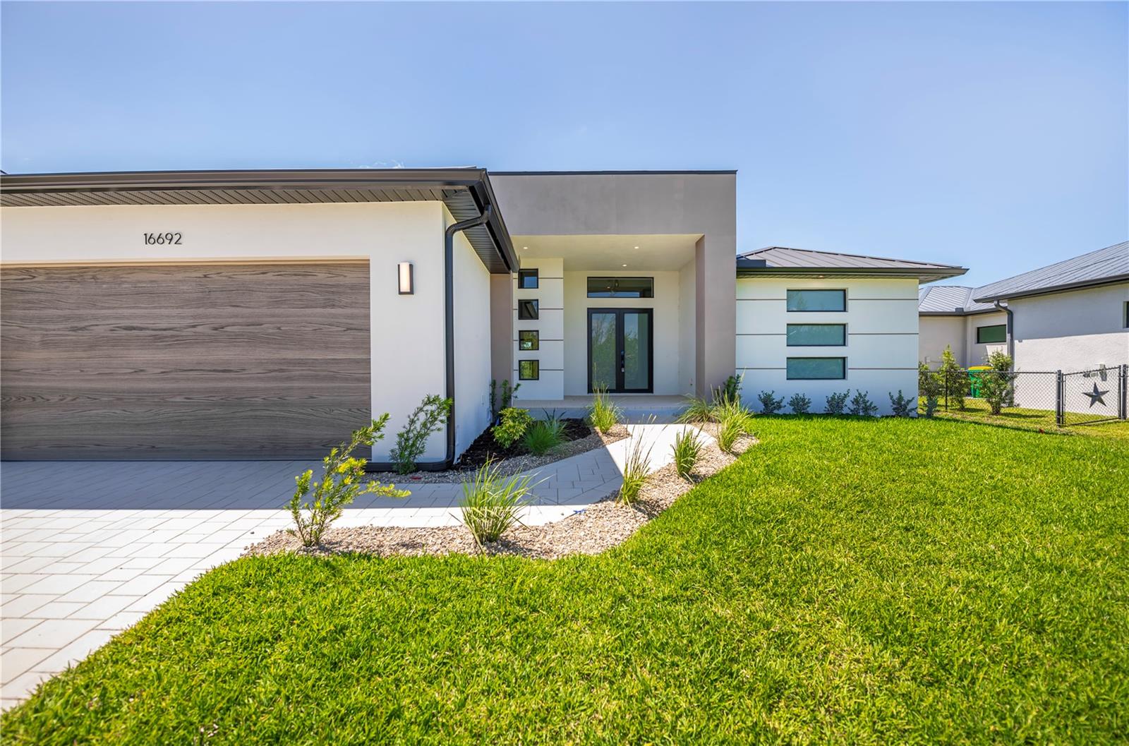 16692 LIGGETT CIR, PORT CHARLOTTE, FL, 33981