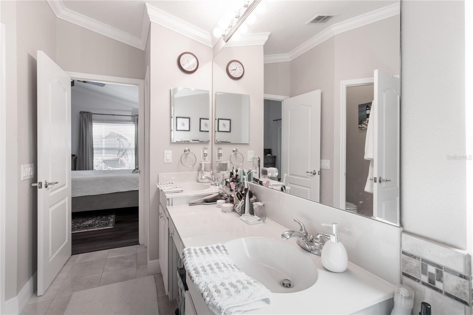 16204 NOTTINGHAM PARK WAY, TAMPA, FL, 33647