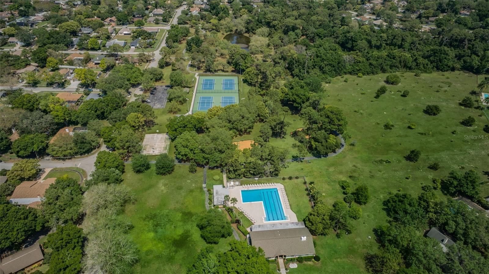 760 VILLAGE WAY, PALM HARBOR, FL, 34683