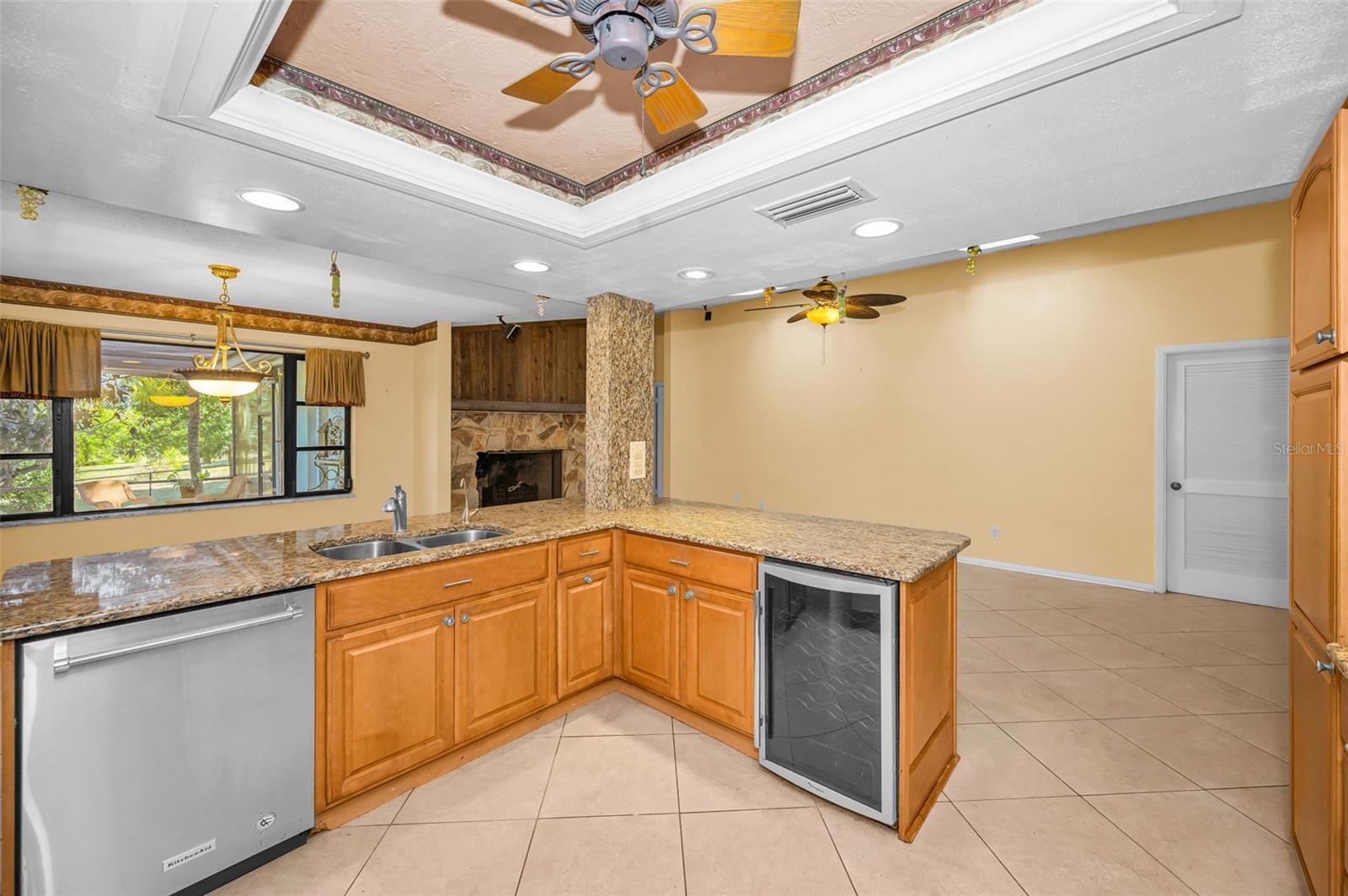 760 VILLAGE WAY, PALM HARBOR, FL, 34683