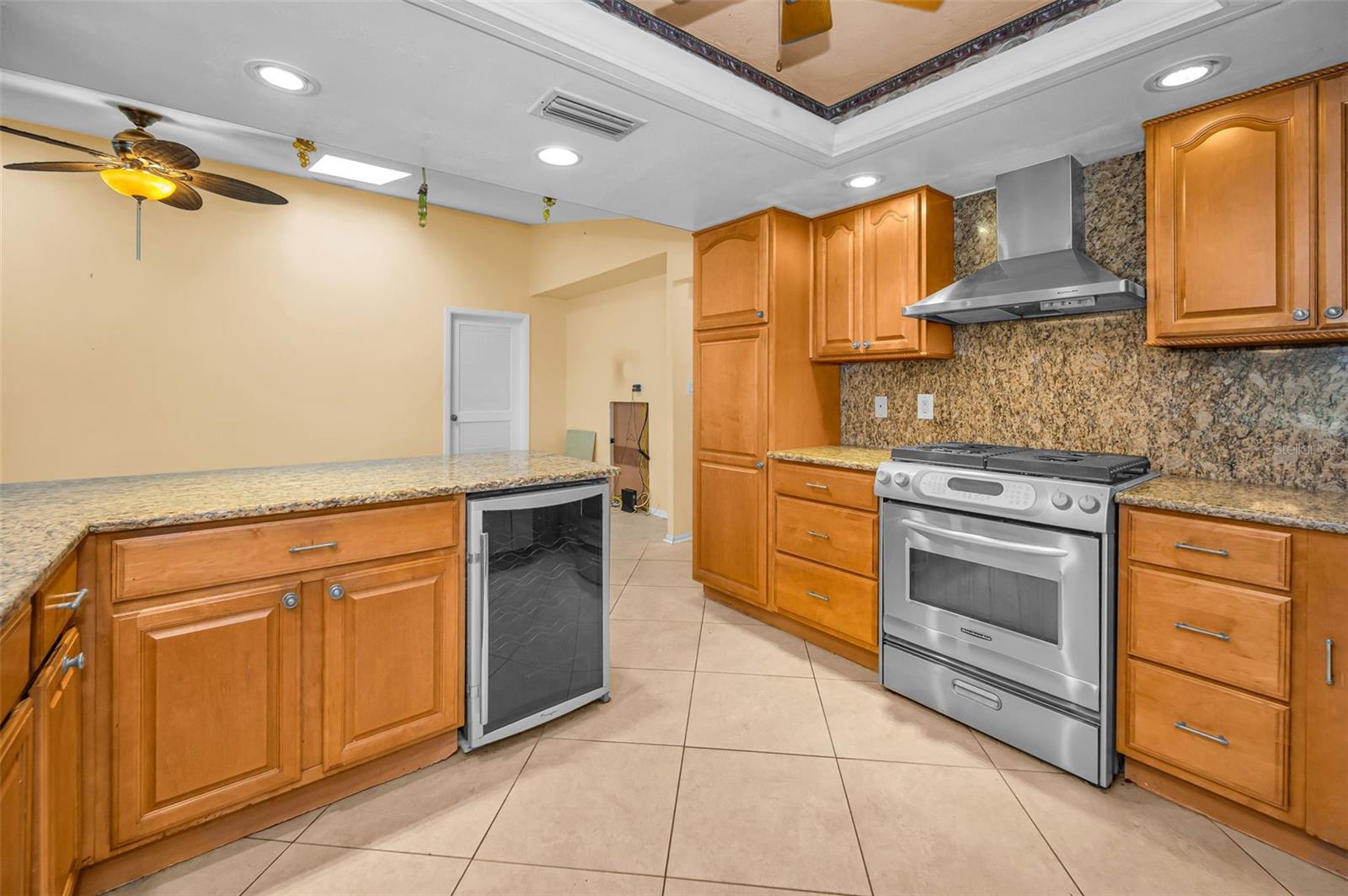 760 VILLAGE WAY, PALM HARBOR, FL, 34683