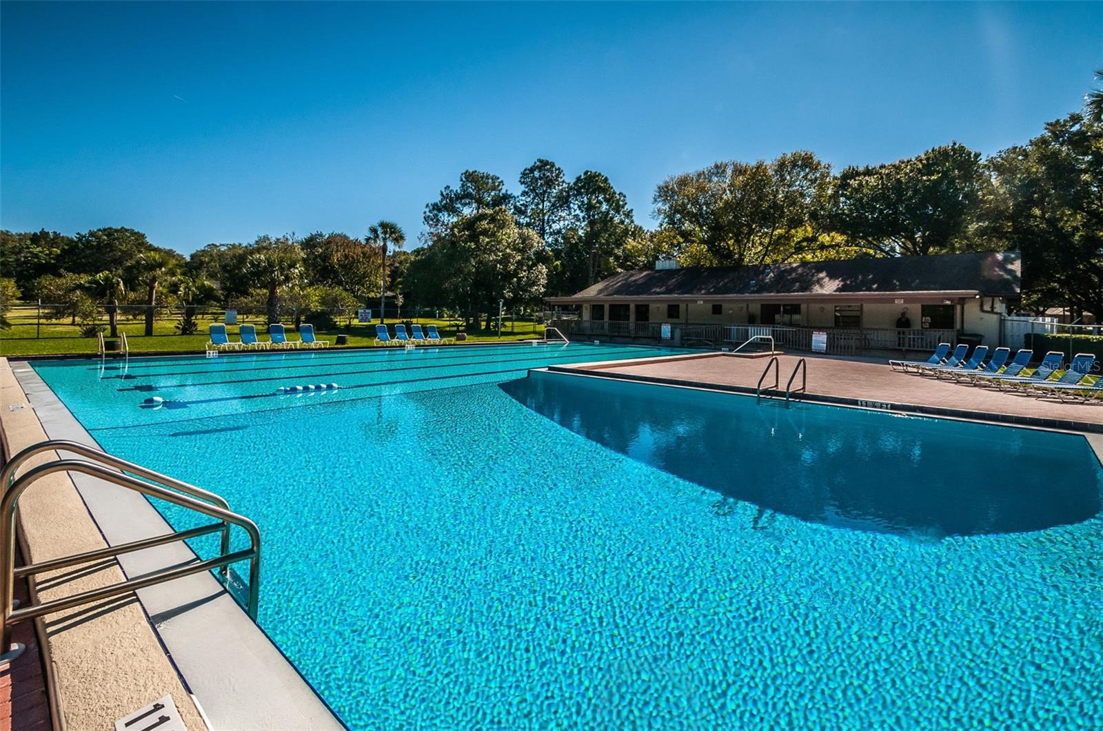 760 VILLAGE WAY, PALM HARBOR, FL, 34683