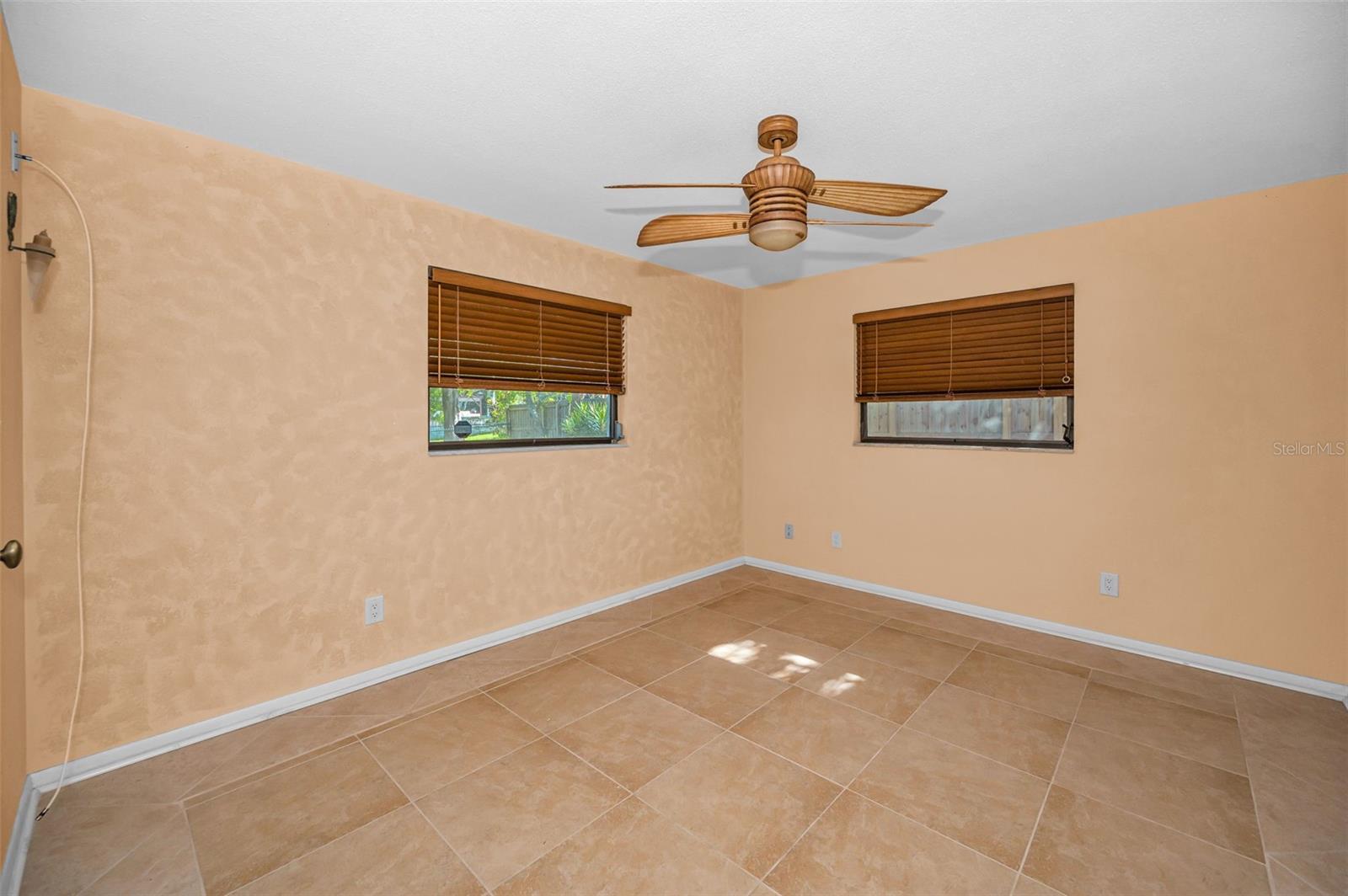 760 VILLAGE WAY, PALM HARBOR, FL, 34683