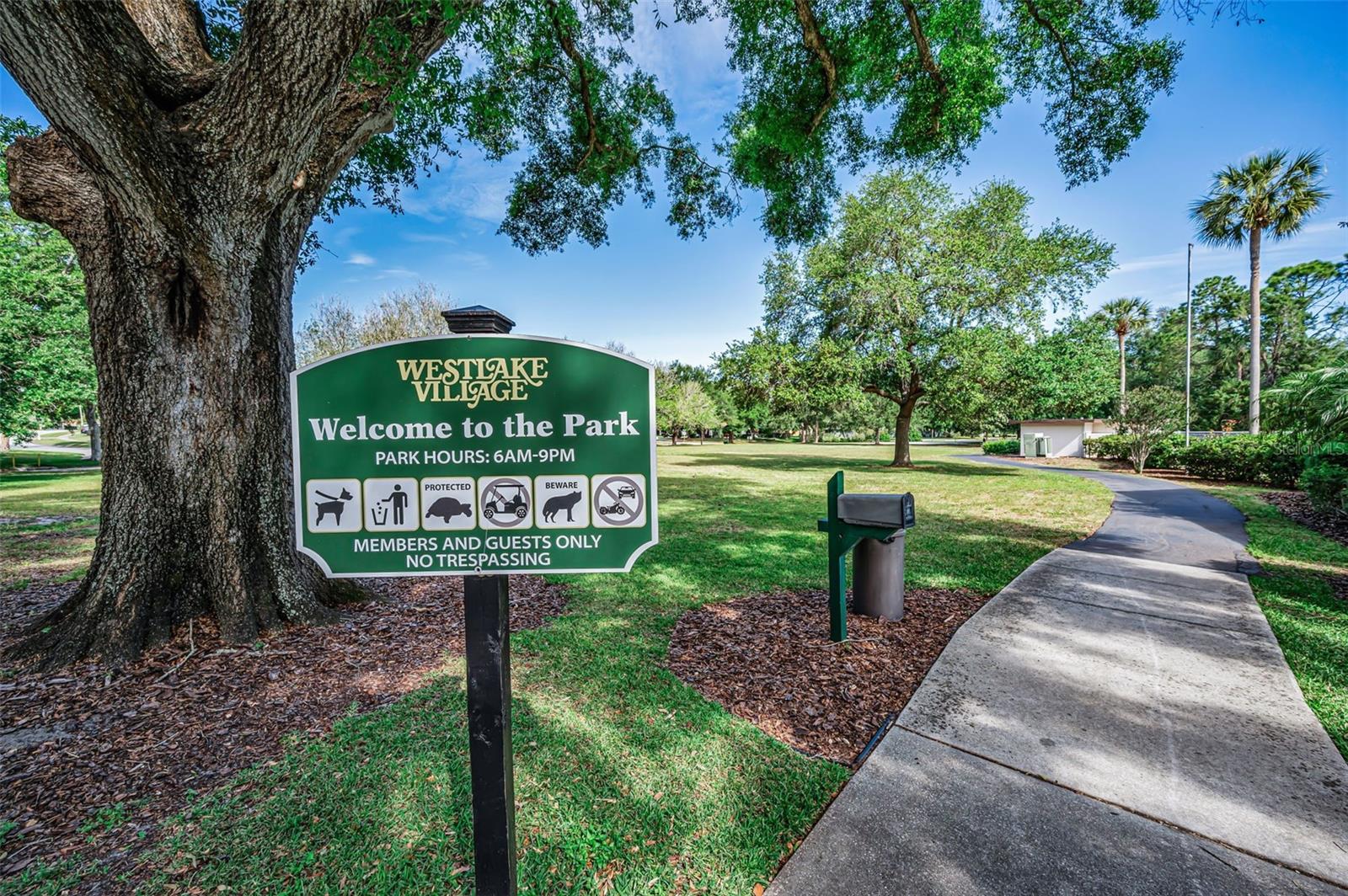 760 VILLAGE WAY, PALM HARBOR, FL, 34683