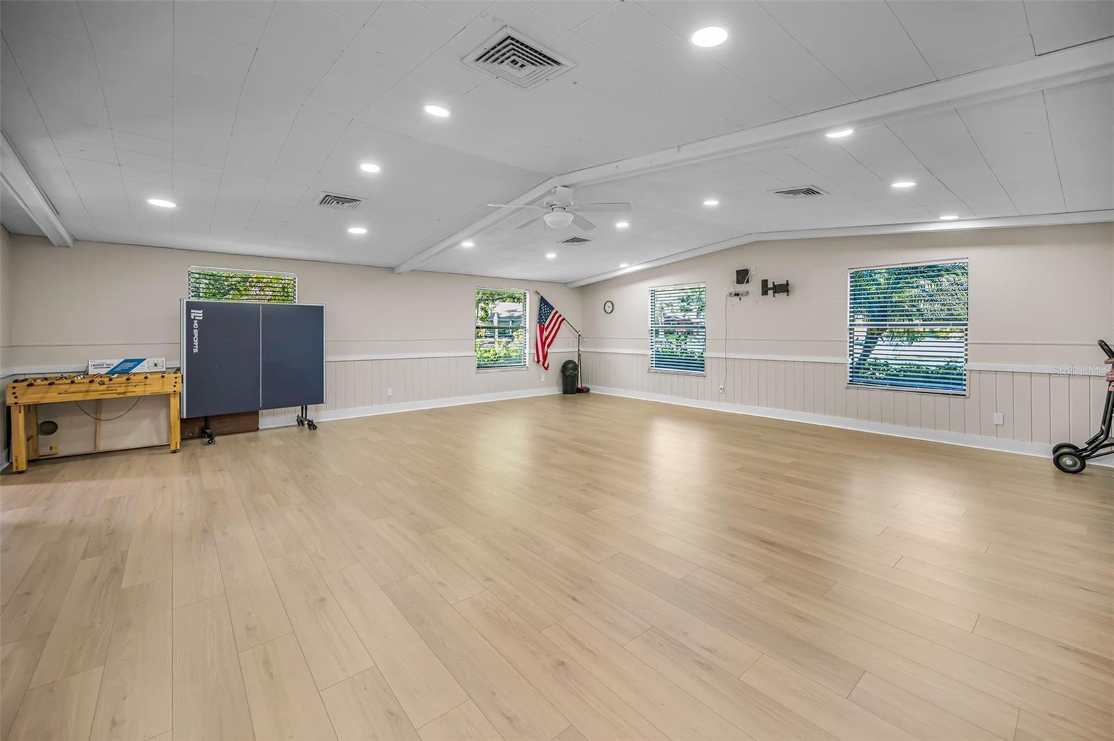 760 VILLAGE WAY, PALM HARBOR, FL, 34683