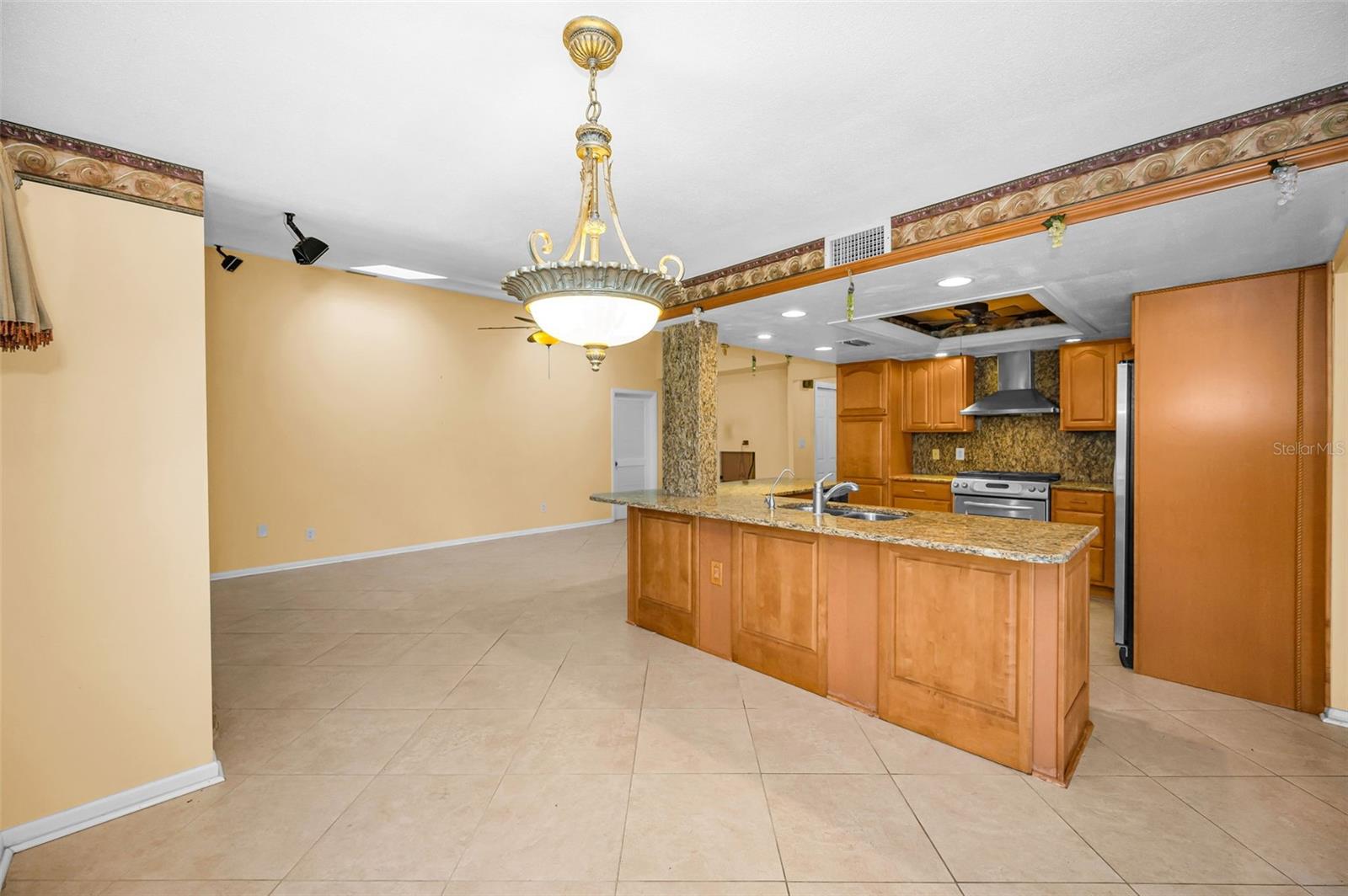 760 VILLAGE WAY, PALM HARBOR, FL, 34683