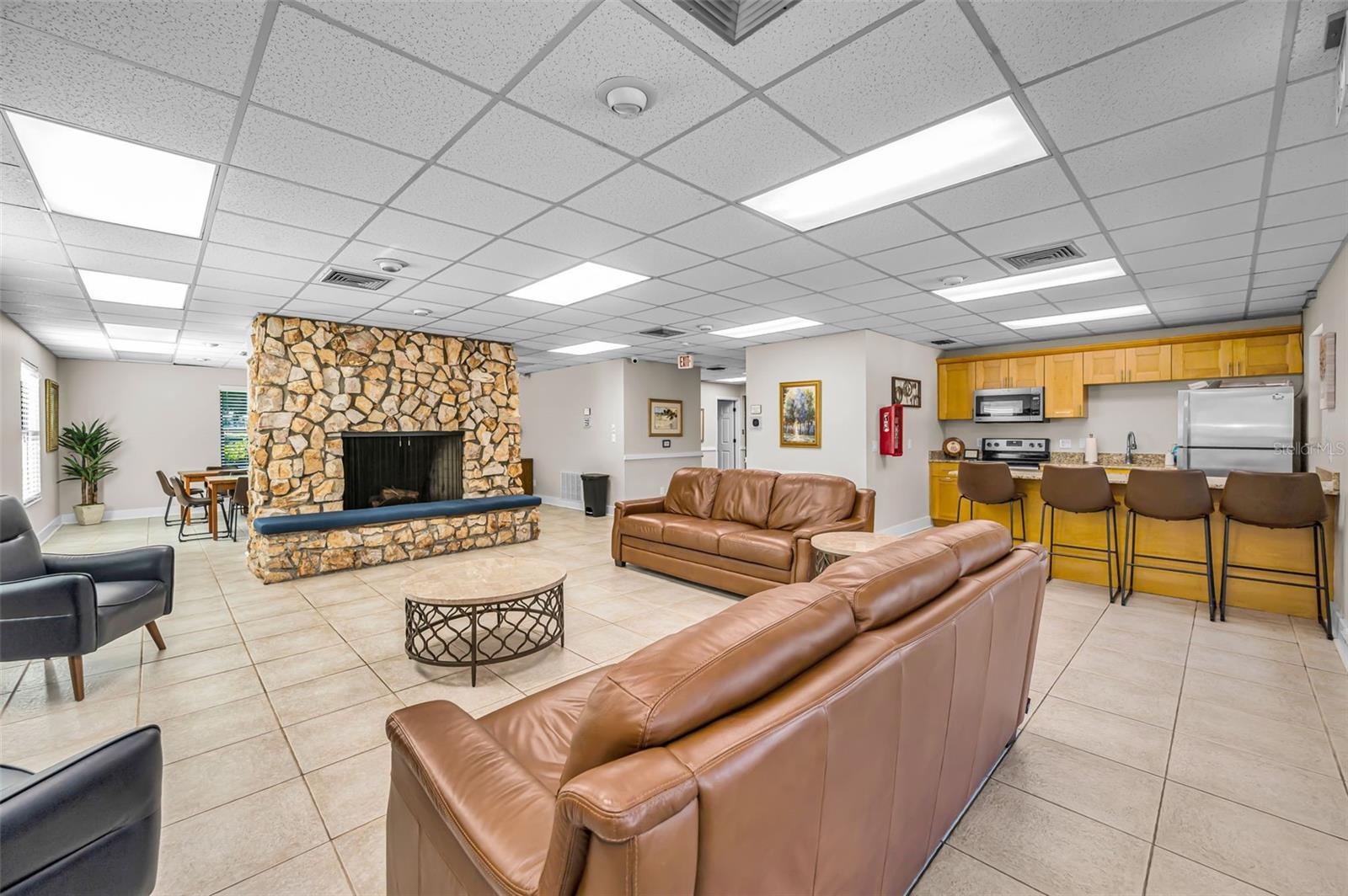 760 VILLAGE WAY, PALM HARBOR, FL, 34683