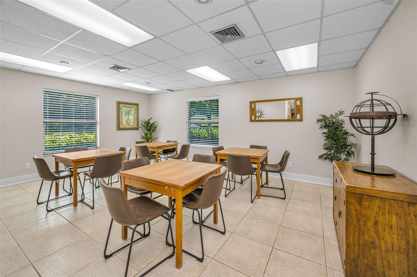 760 VILLAGE WAY, PALM HARBOR, FL, 34683