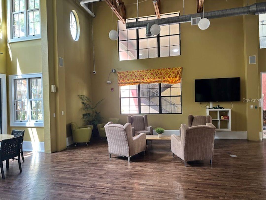 911 N ORANGE AVE #520, ORLANDO, FL, 32801