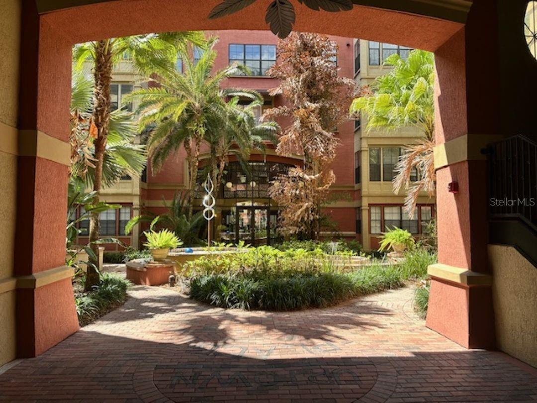 911 N ORANGE AVE #520, ORLANDO, FL, 32801