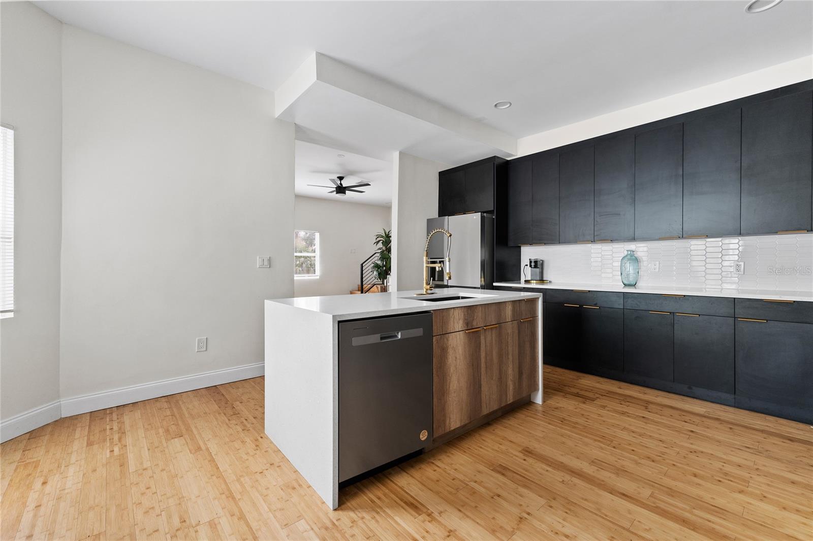 680 25TH AVE S, ST PETERSBURG, FL, 33705