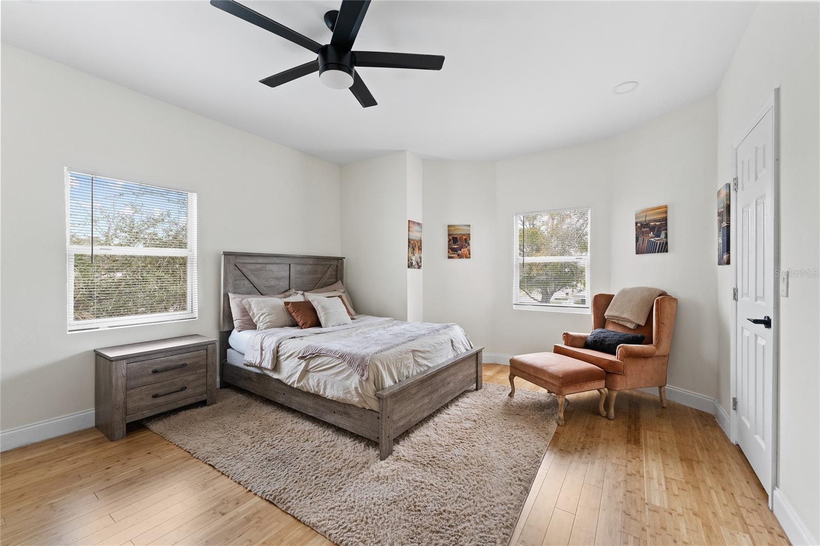 680 25TH AVE S, ST PETERSBURG, FL, 33705