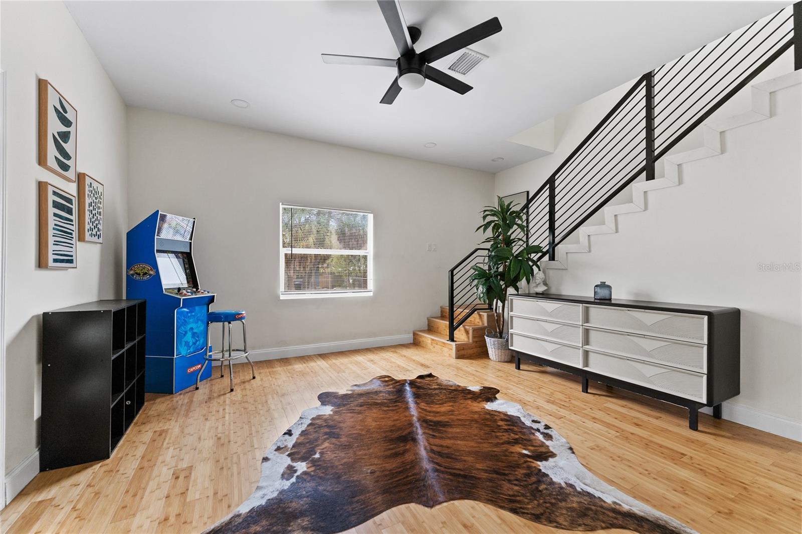 680 25TH AVE S, ST PETERSBURG, FL, 33705