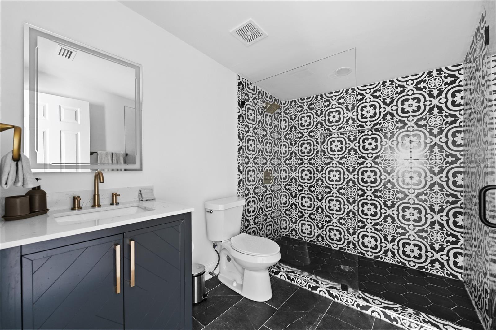 680 25TH AVE S, ST PETERSBURG, FL, 33705