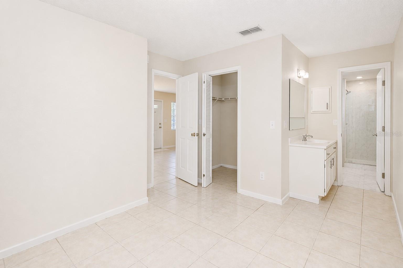 3141 HURON AVE #B, OLDSMAR, FL, 34677