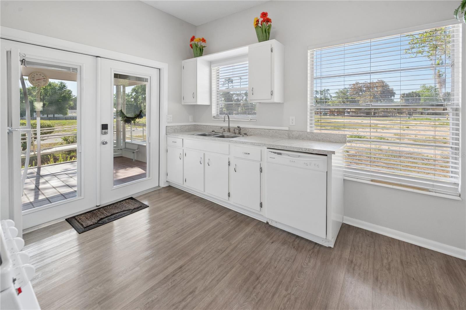 25749 SW 1ST AVE, NEWBERRY, FL, 32669