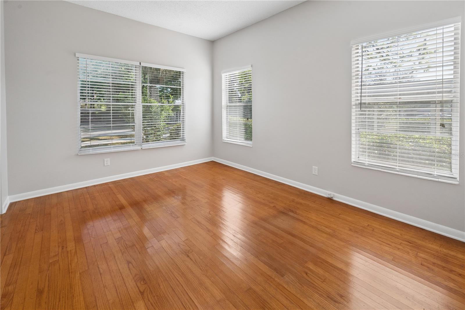 25749 SW 1ST AVE, NEWBERRY, FL, 32669