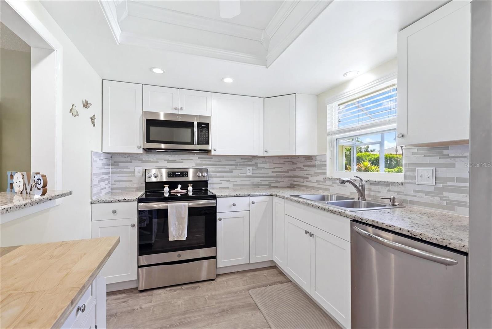 7003 10TH AVE W, BRADENTON, FL, 34209