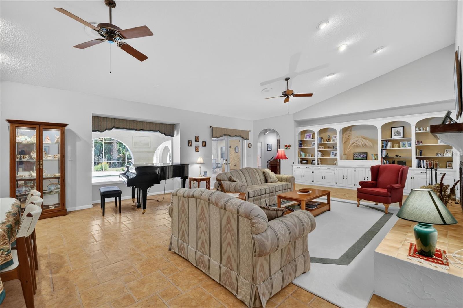 1109 ELYSIUM BLVD, MOUNT DORA, FL, 32757