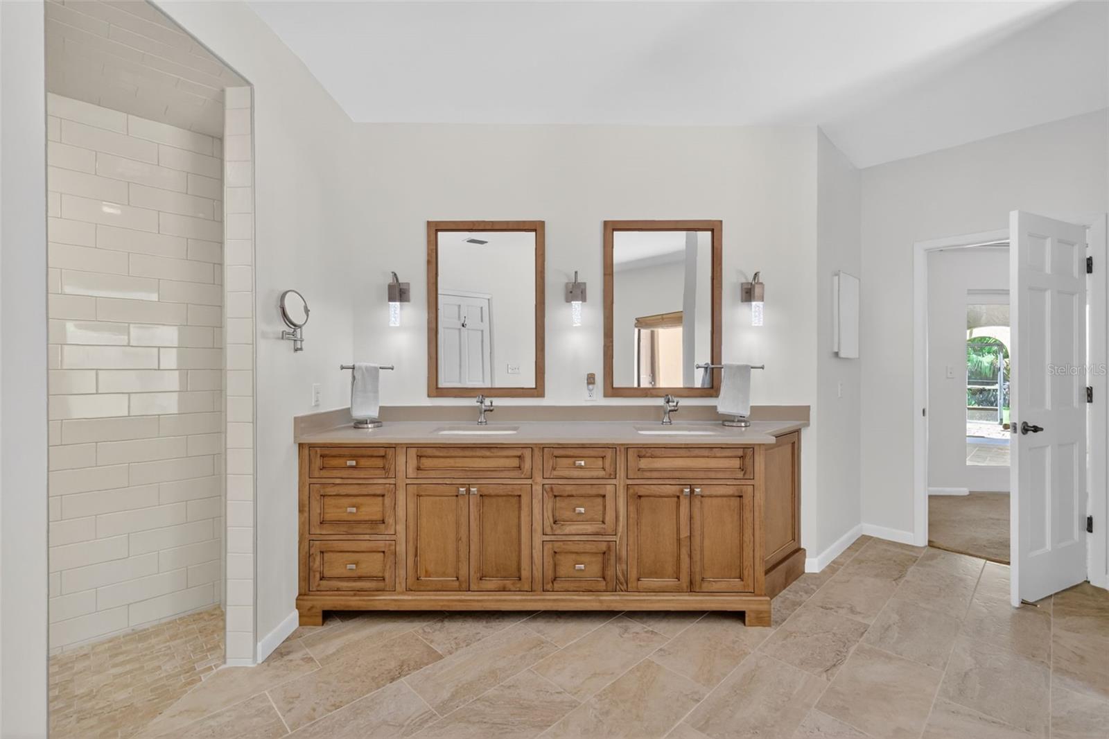 1109 ELYSIUM BLVD, MOUNT DORA, FL, 32757