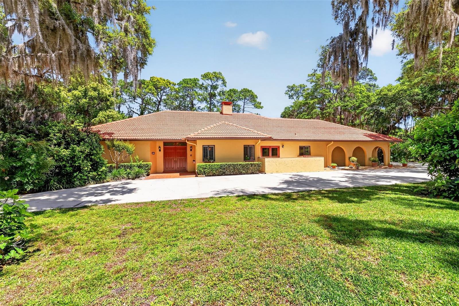 1109 ELYSIUM BLVD, MOUNT DORA, FL, 32757