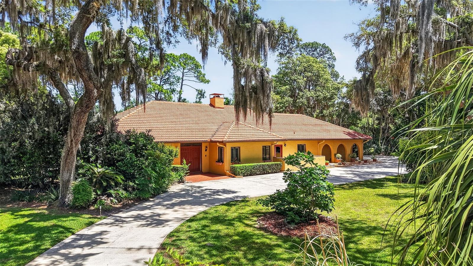 1109 ELYSIUM BLVD, MOUNT DORA, FL, 32757