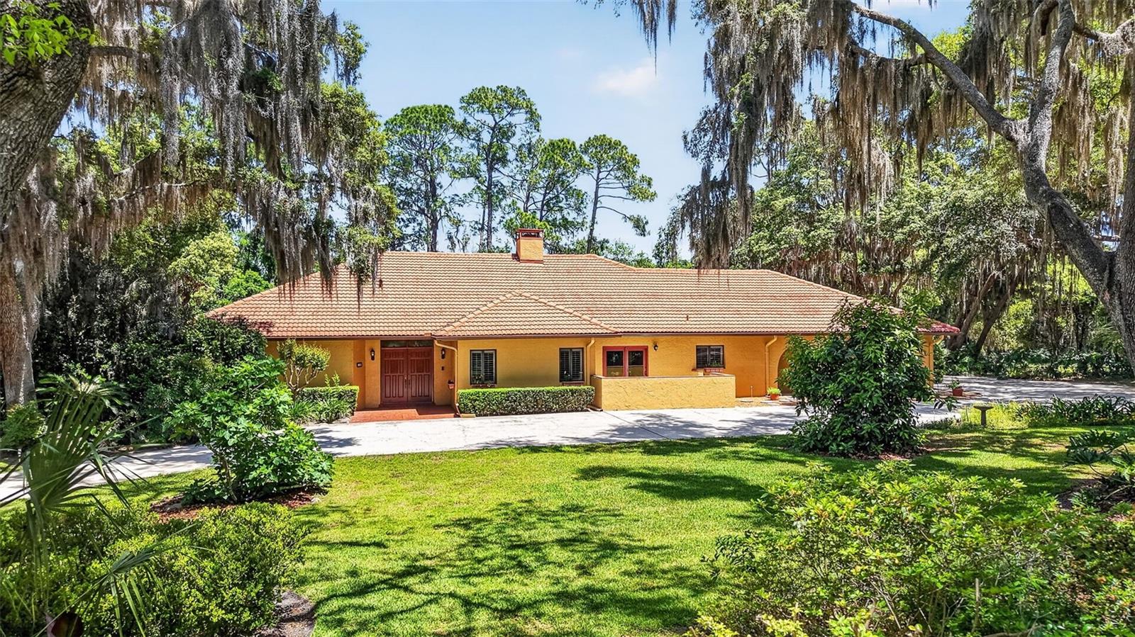 1109 ELYSIUM BLVD, MOUNT DORA, FL, 32757