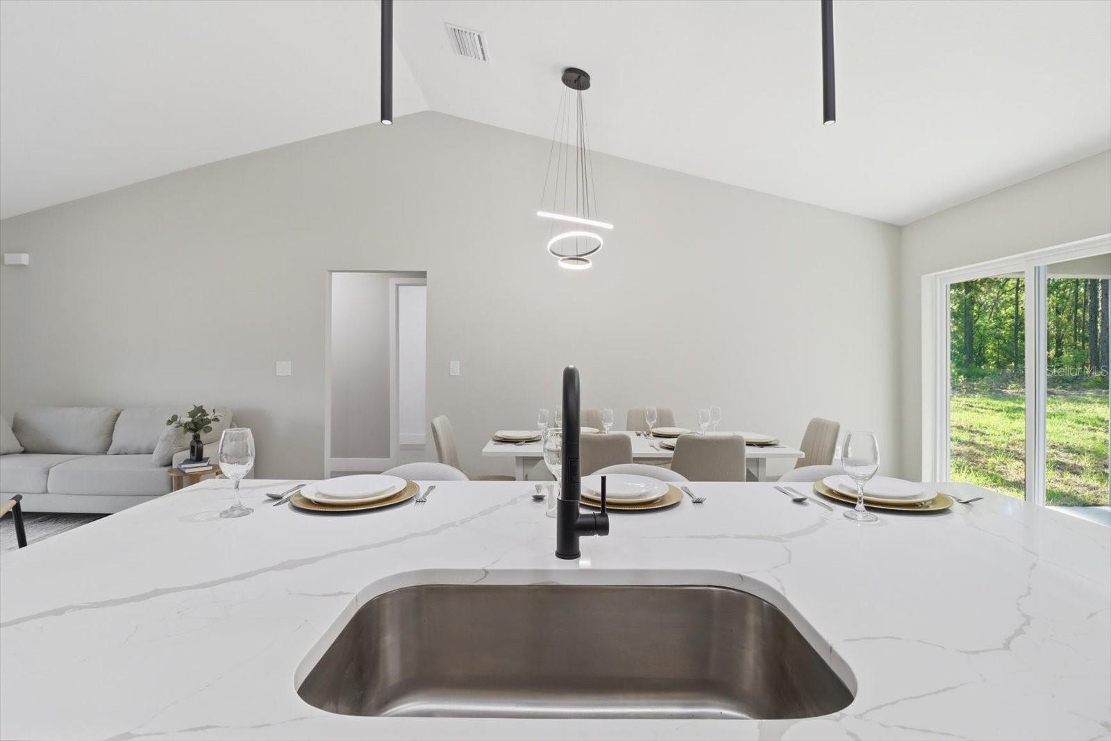 1940 W QUAKER LN, CITRUS SPRINGS, FL, 34434