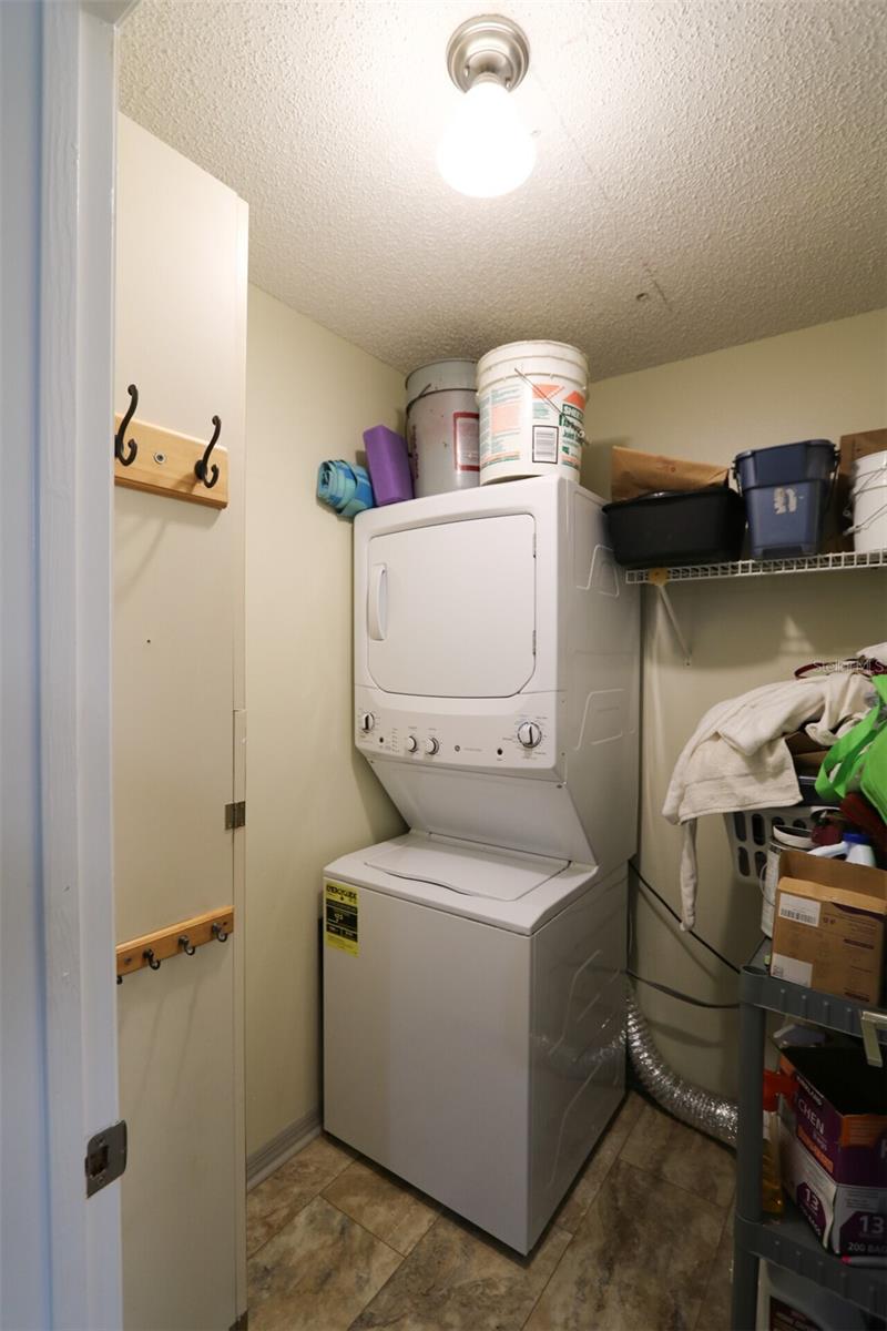 323 KNOTTWOOD CT #1, SUN CITY CENTER, FL, 33573