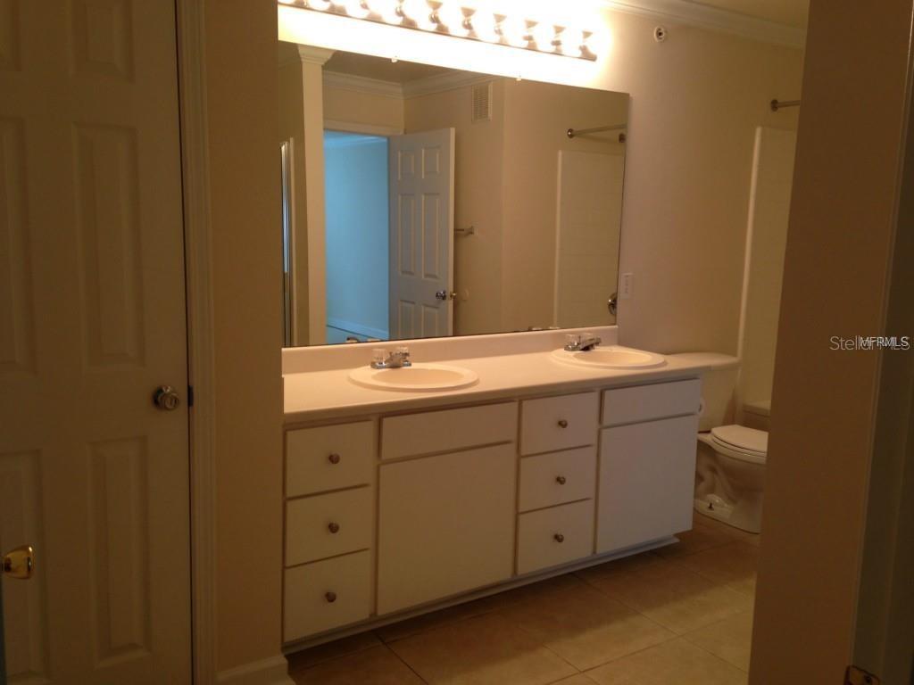 18147 STERLING GATE CIR #18147, TAMPA, FL, 33647