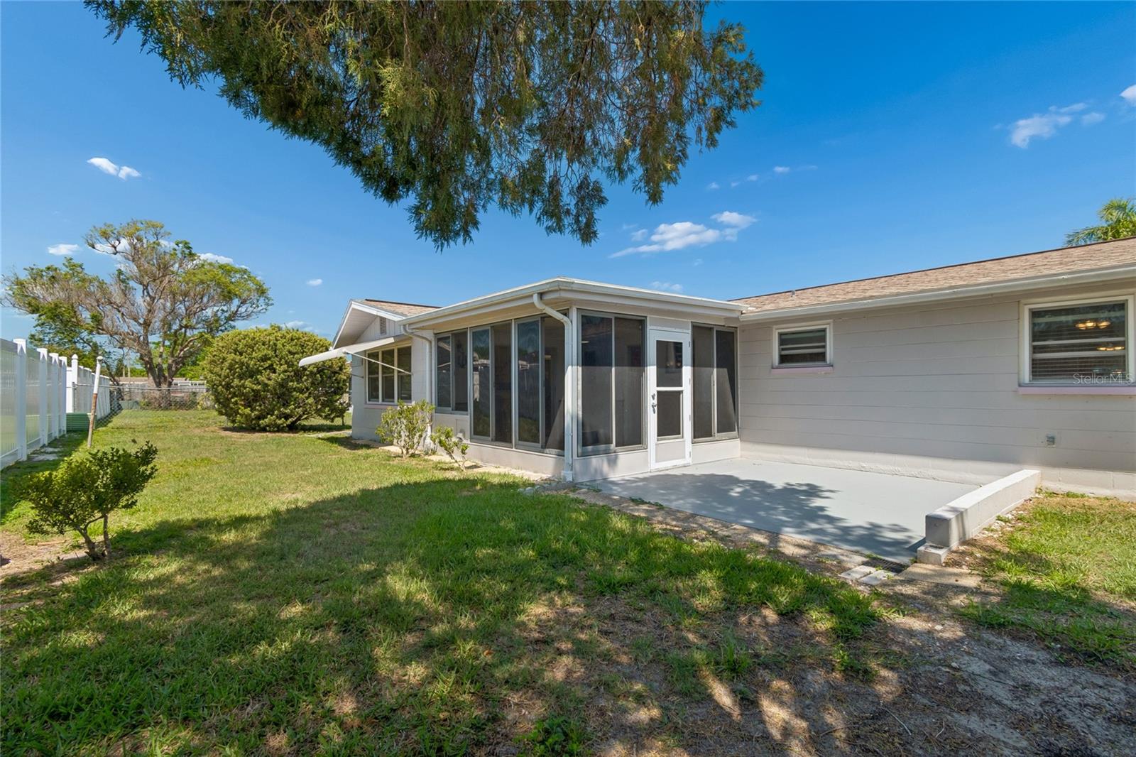 5810 FRIEDLY AVE, NEW PORT RICHEY, FL, 34652