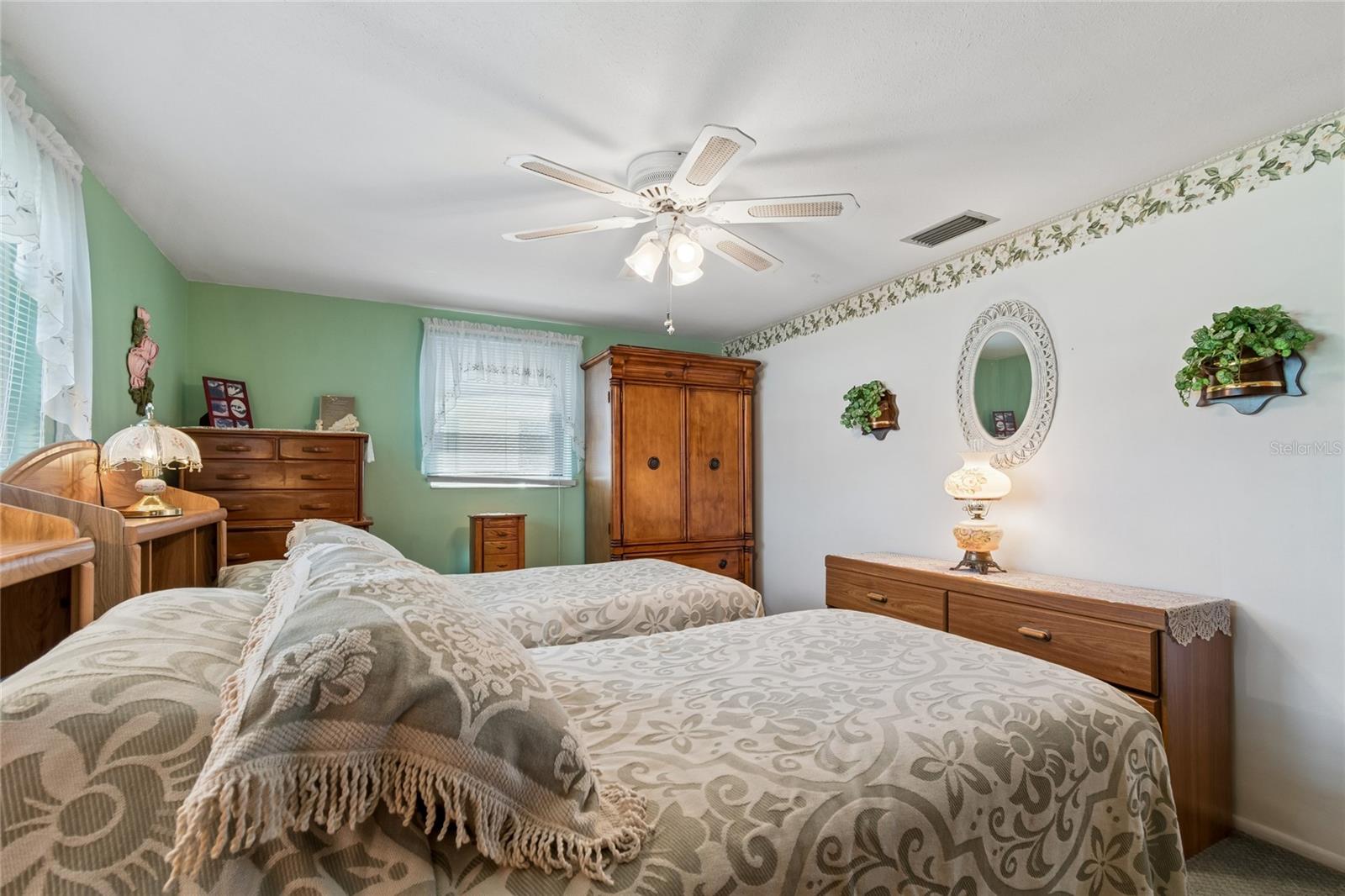 5810 FRIEDLY AVE, NEW PORT RICHEY, FL, 34652