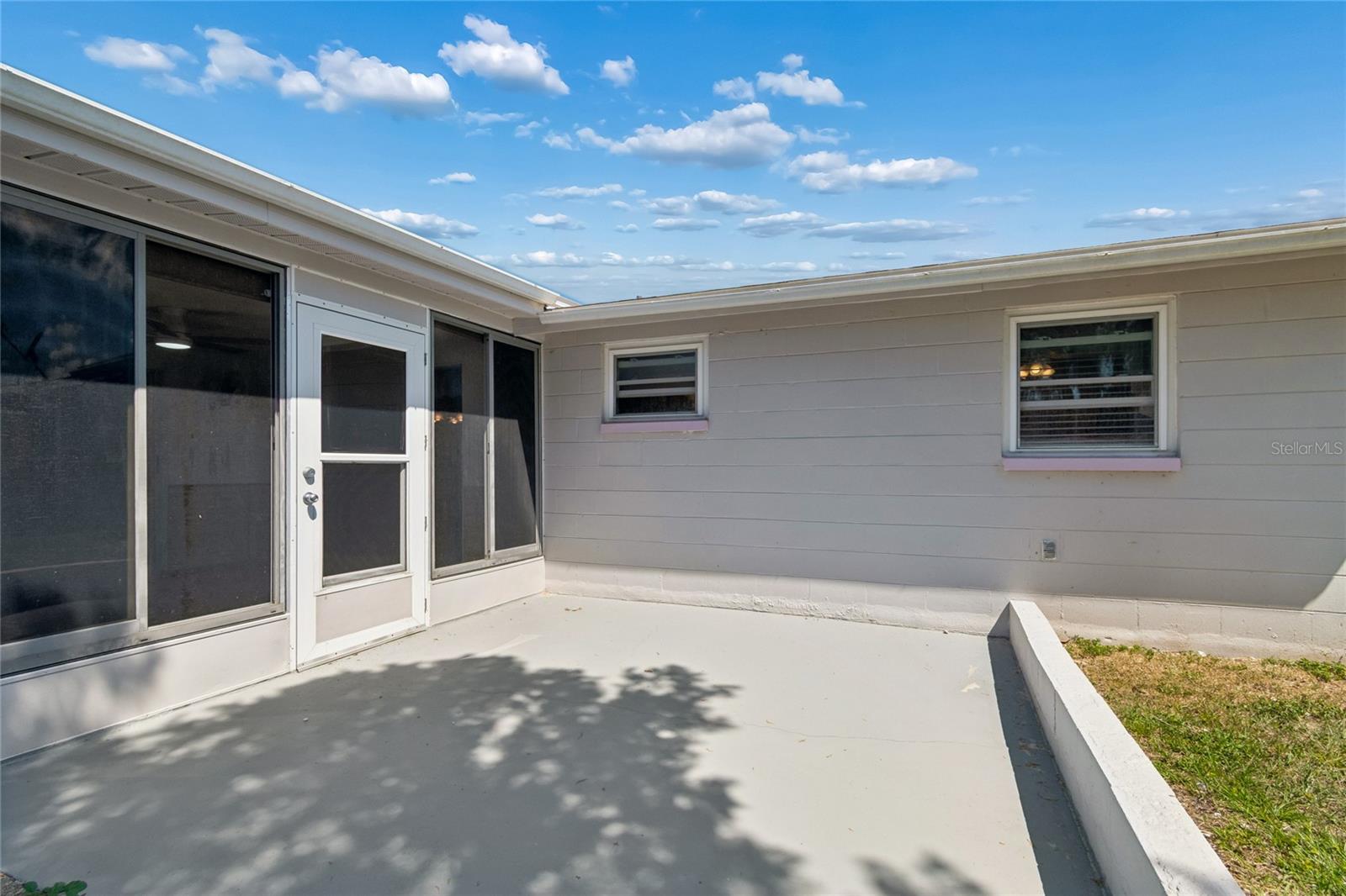 5810 FRIEDLY AVE, NEW PORT RICHEY, FL, 34652