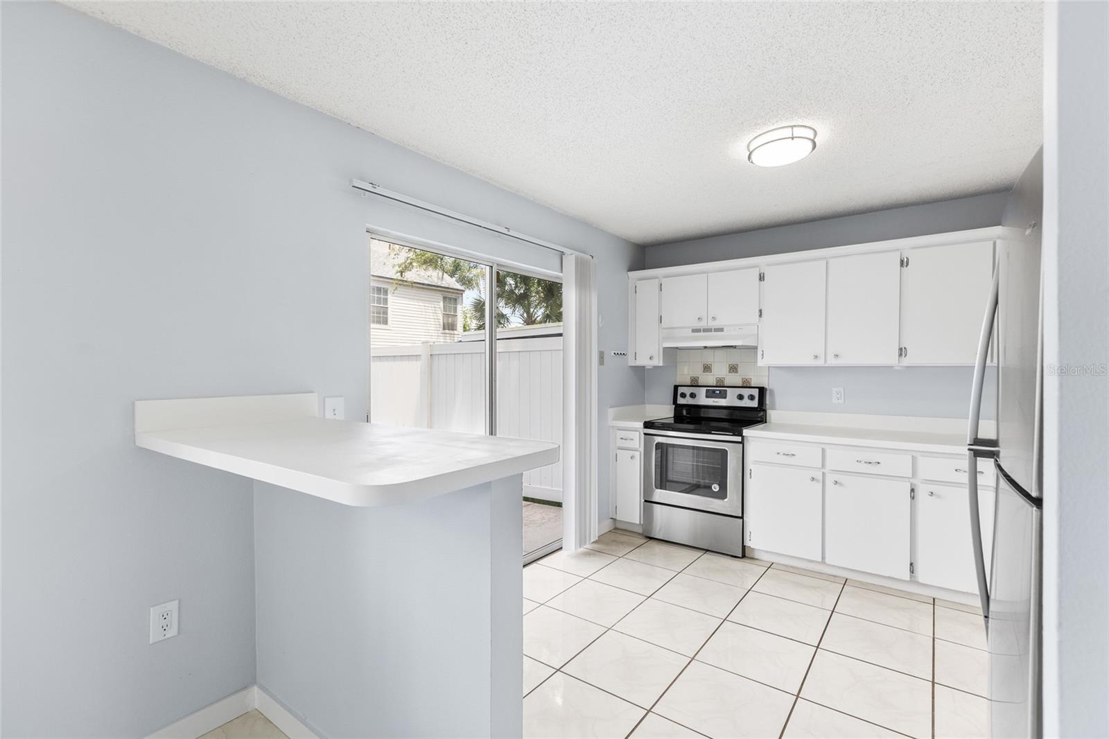 7608 WILLOW PARK DR, TEMPLE TERRACE, FL, 33637