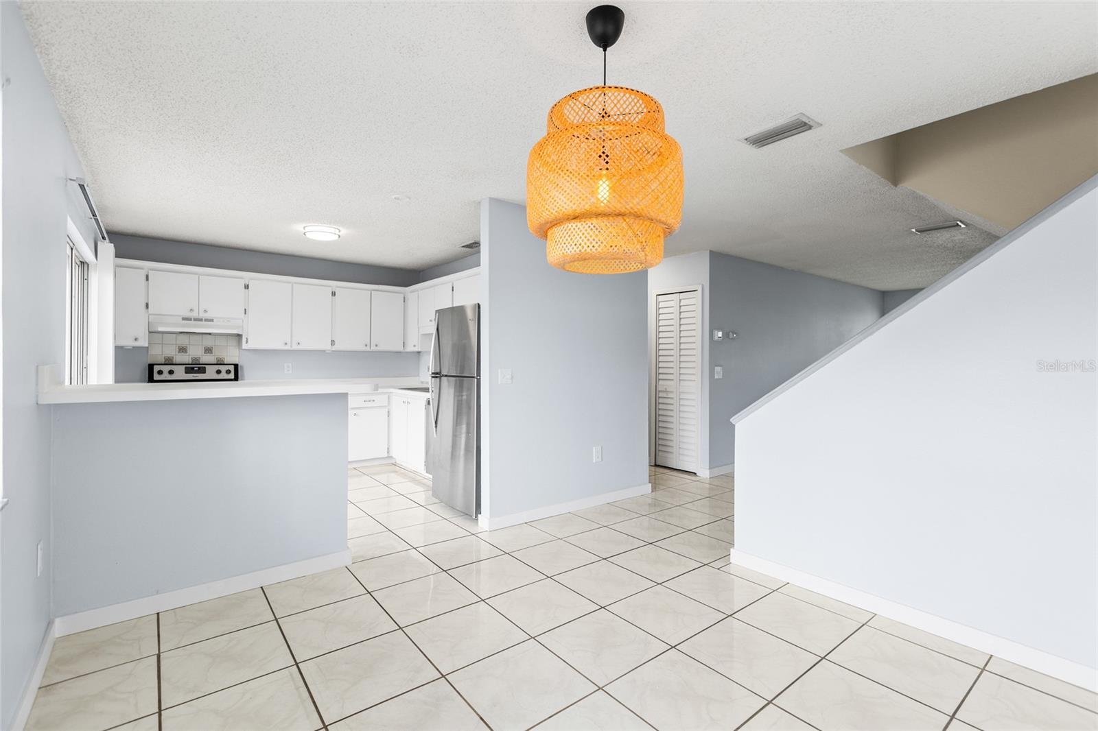 7608 WILLOW PARK DR, TEMPLE TERRACE, FL, 33637