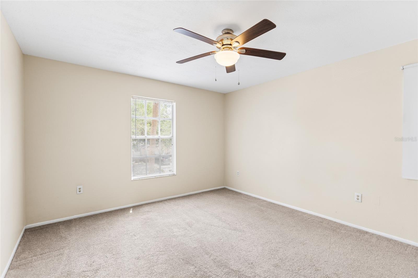 7608 WILLOW PARK DR, TEMPLE TERRACE, FL, 33637