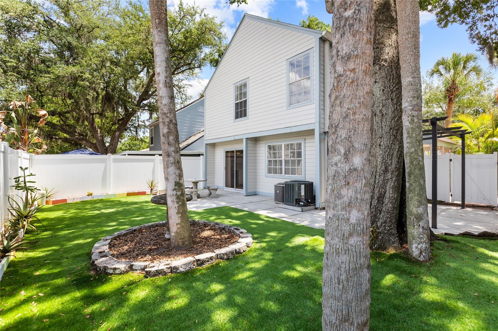7608 WILLOW PARK DR, TEMPLE TERRACE, FL, 33637