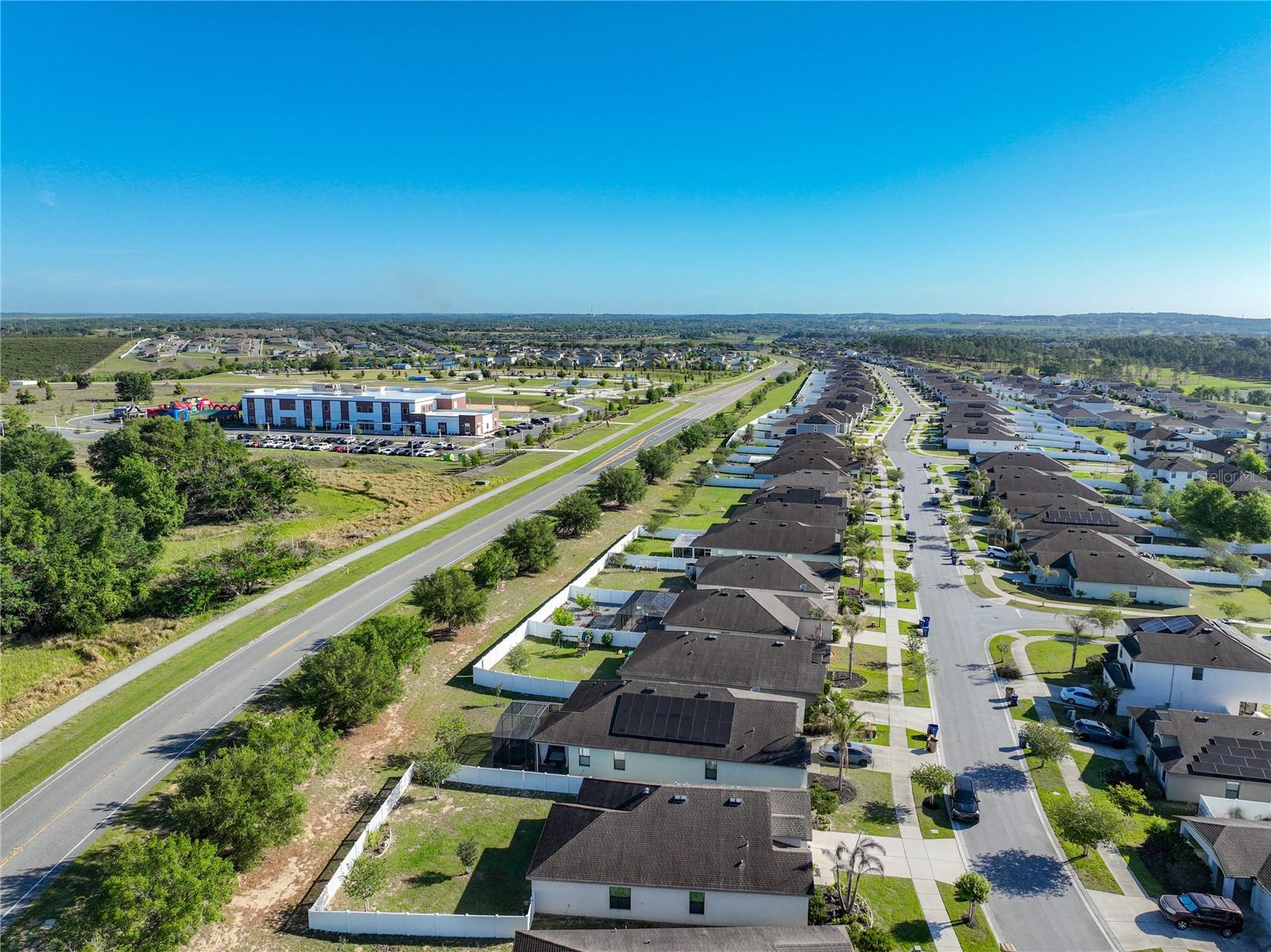 817 LAUREL VIEW WAY, GROVELAND, FL, 34736