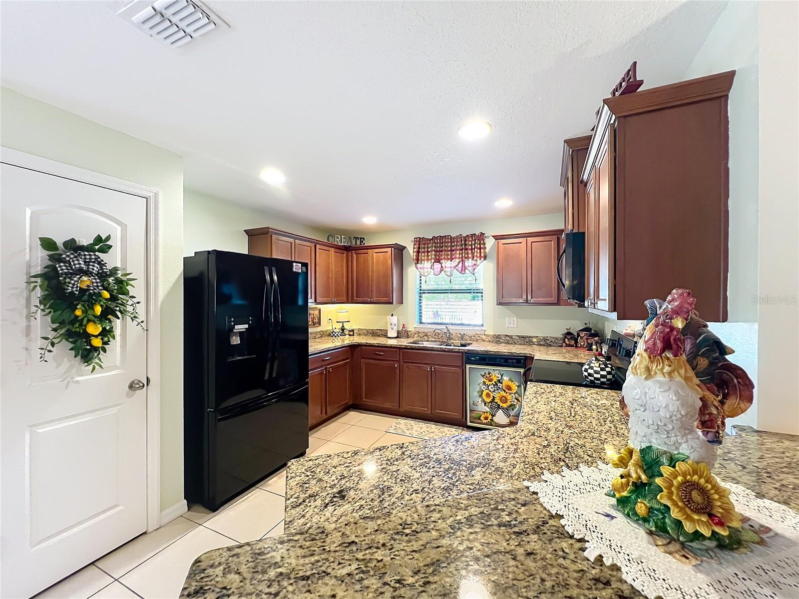 817 LAUREL VIEW WAY, GROVELAND, FL, 34736