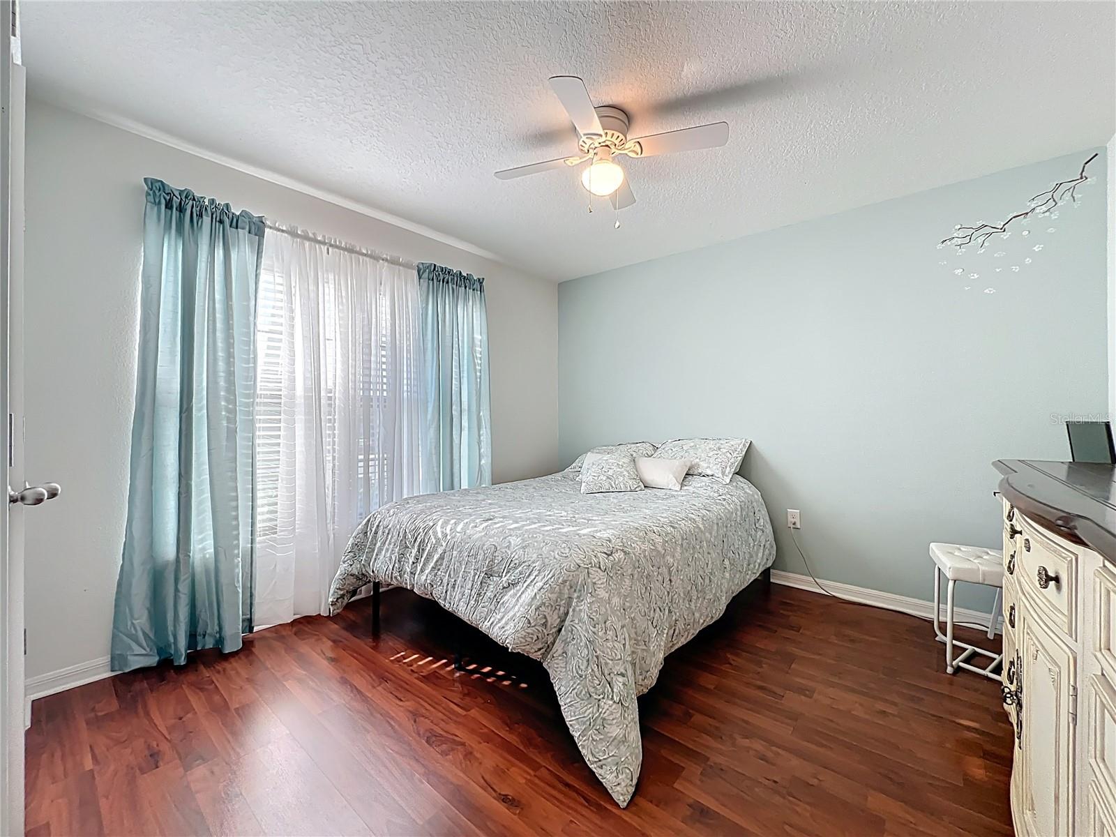 817 LAUREL VIEW WAY, GROVELAND, FL, 34736