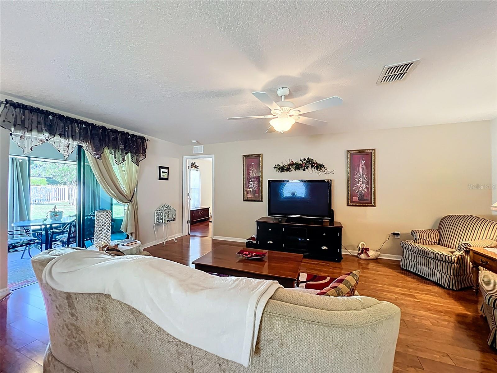 817 LAUREL VIEW WAY, GROVELAND, FL, 34736