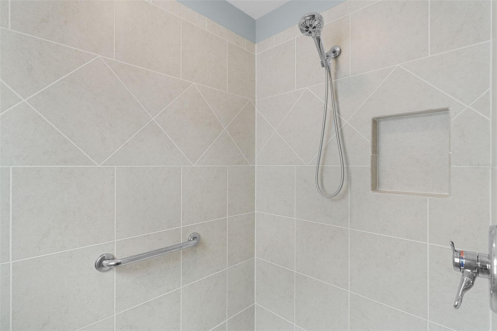 2091 DIPPER LOOP, THE VILLAGES, FL, 32162