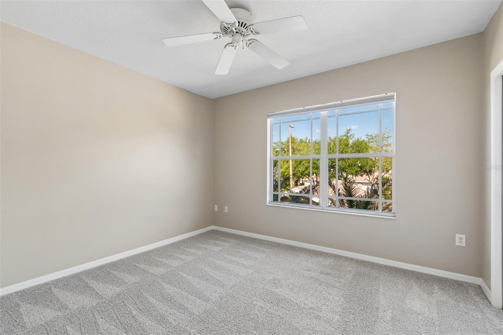 18529 PEBBLE LAKE CT, TAMPA, FL, 33647