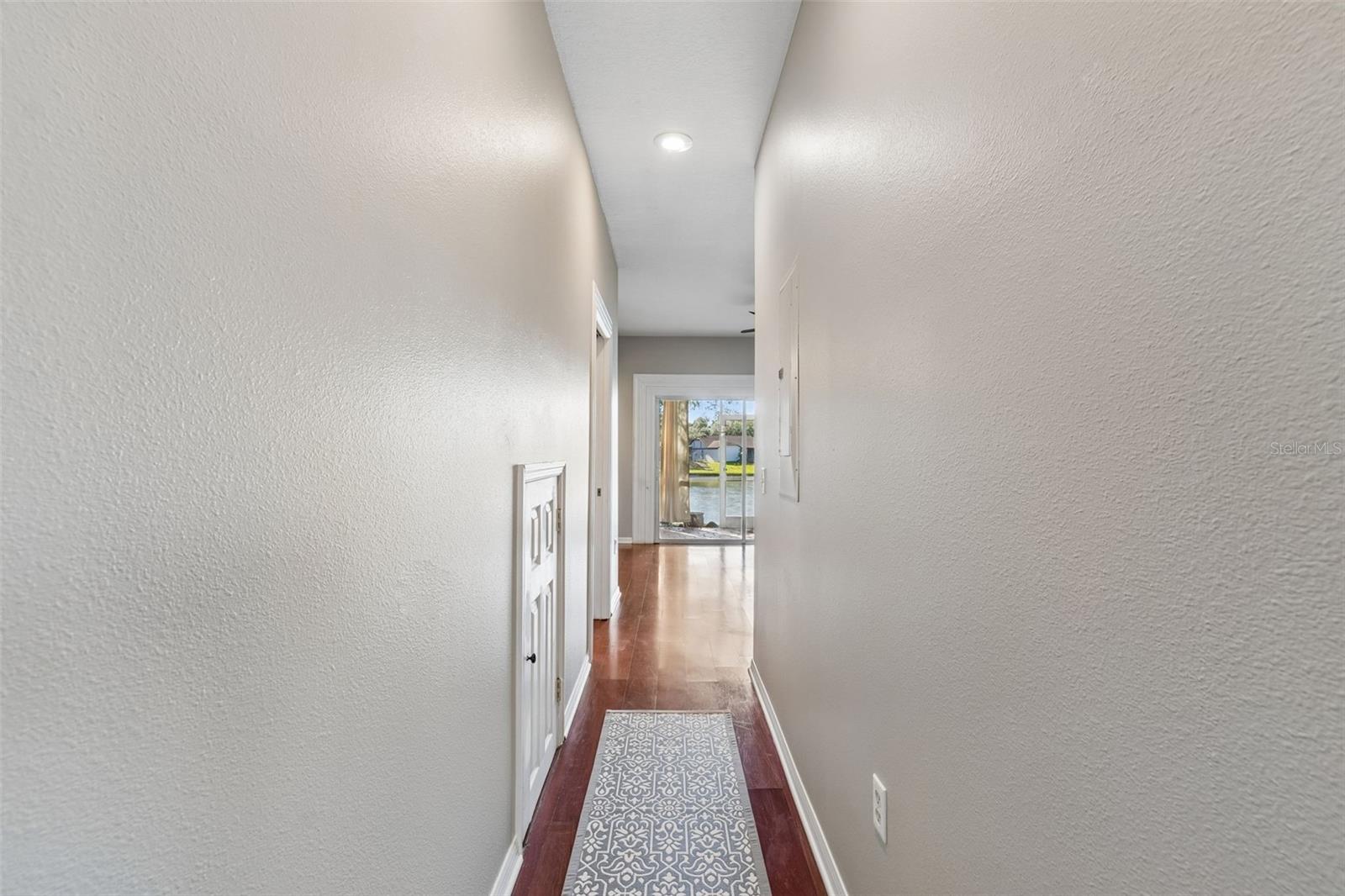 18529 PEBBLE LAKE CT, TAMPA, FL, 33647