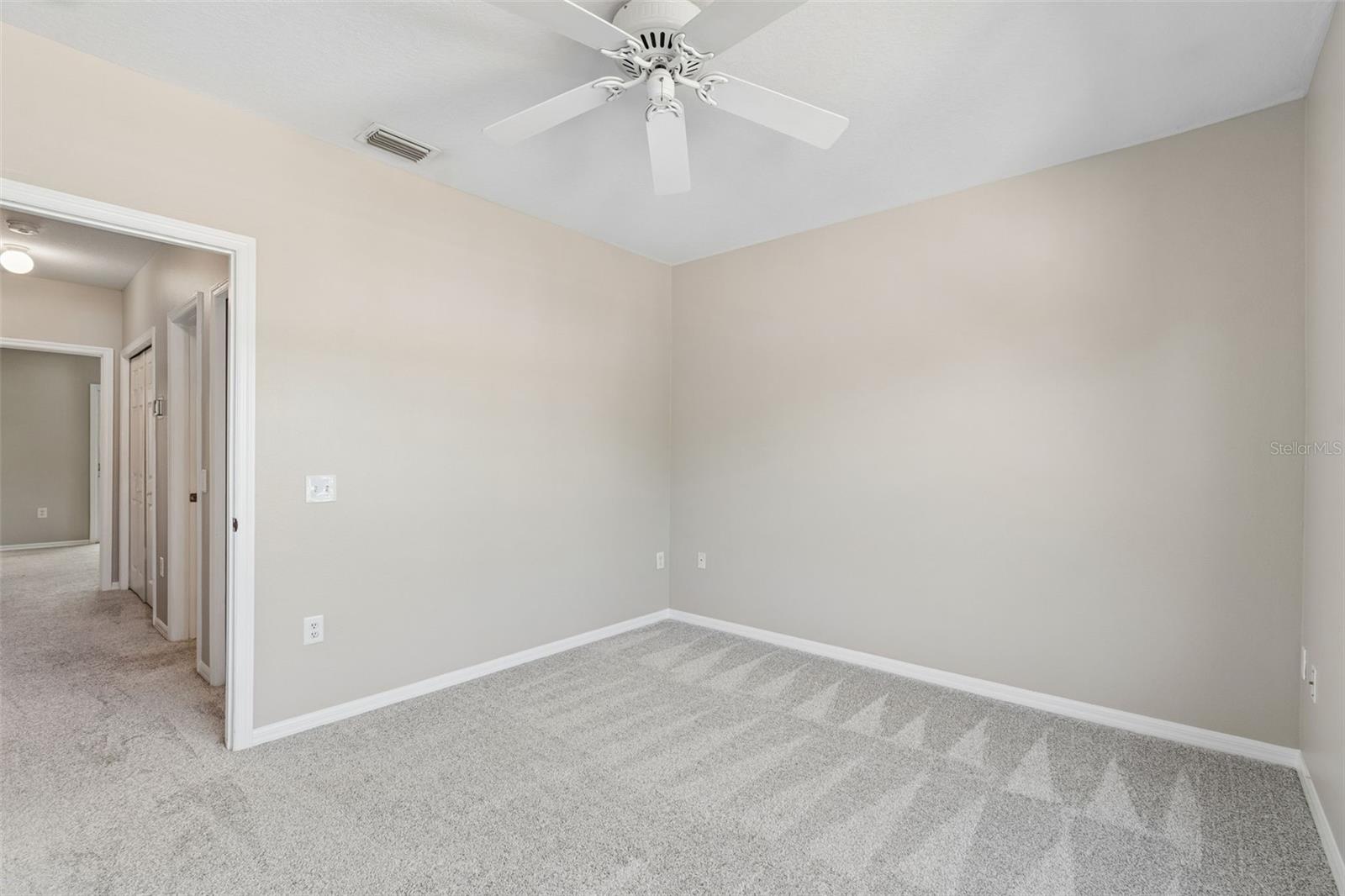 18529 PEBBLE LAKE CT, TAMPA, FL, 33647